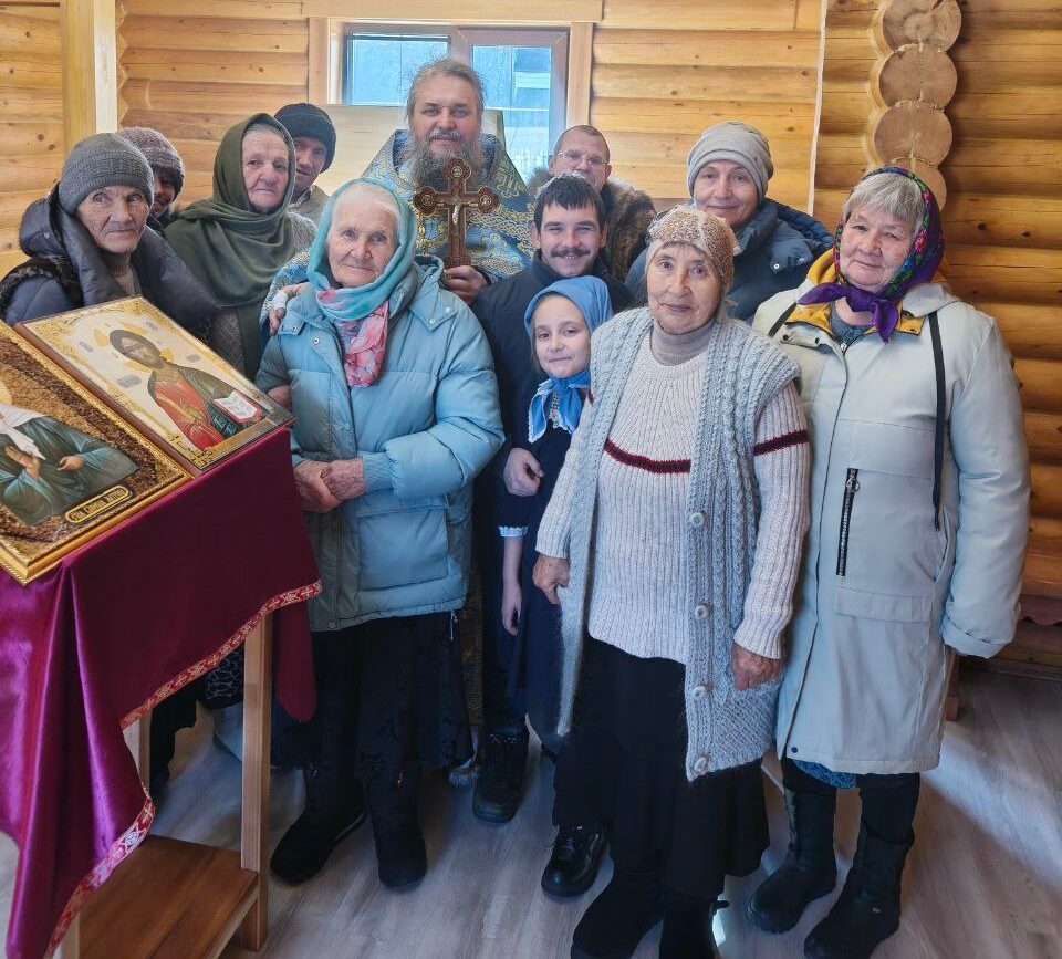 Первая Божественная литургия в новопостроенном храме-часовни с. Каменка (+ Фото)