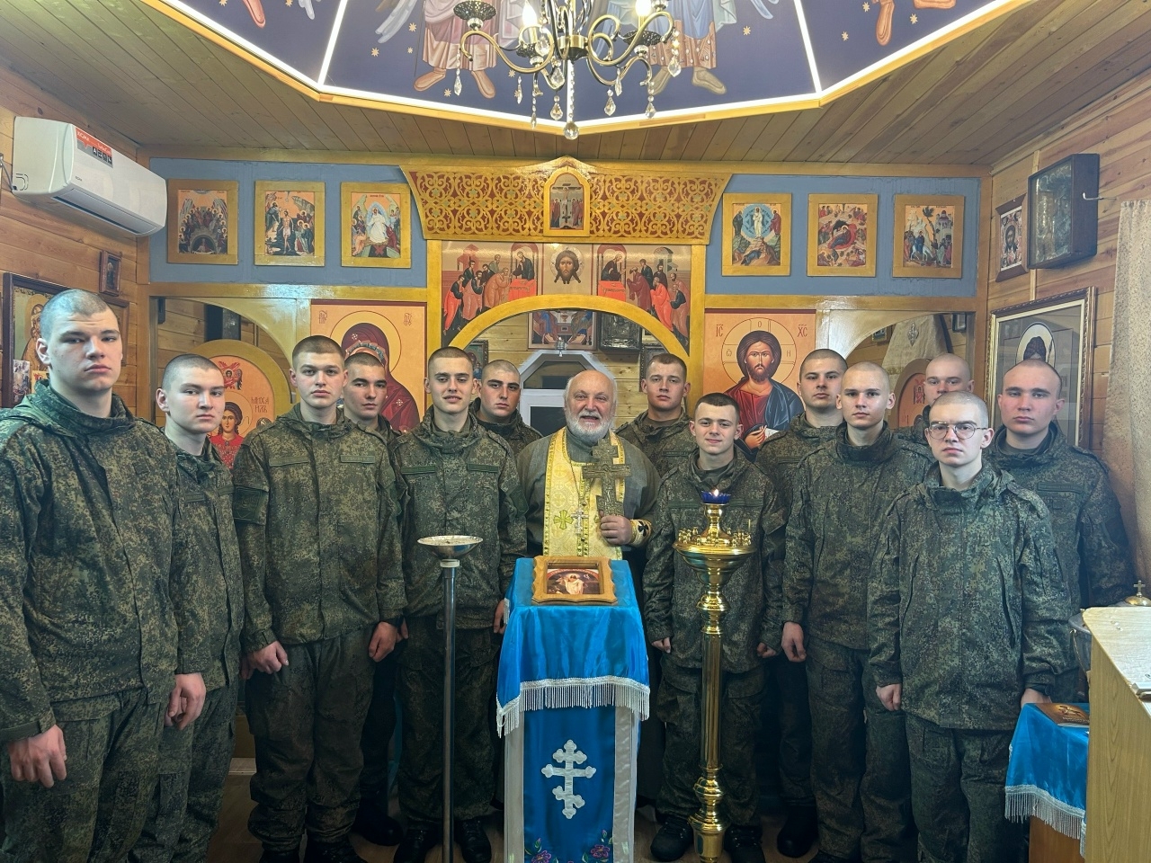 Иерей Константин Мироненко принял участие в церемонии принятия присяги молодых воинов (+ Фото)