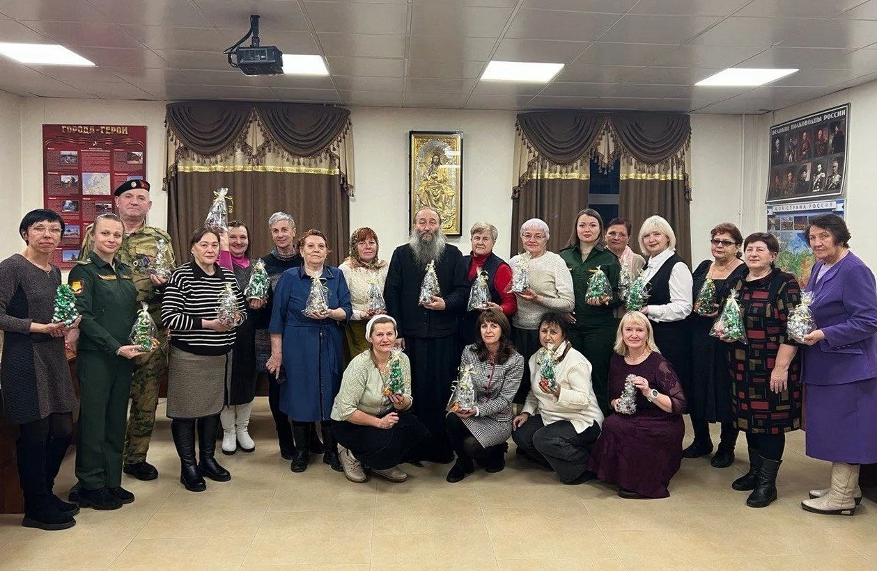 Новогоднее чаепитие для семей участников СВО: тепло, уют и традиции (+ Фото)