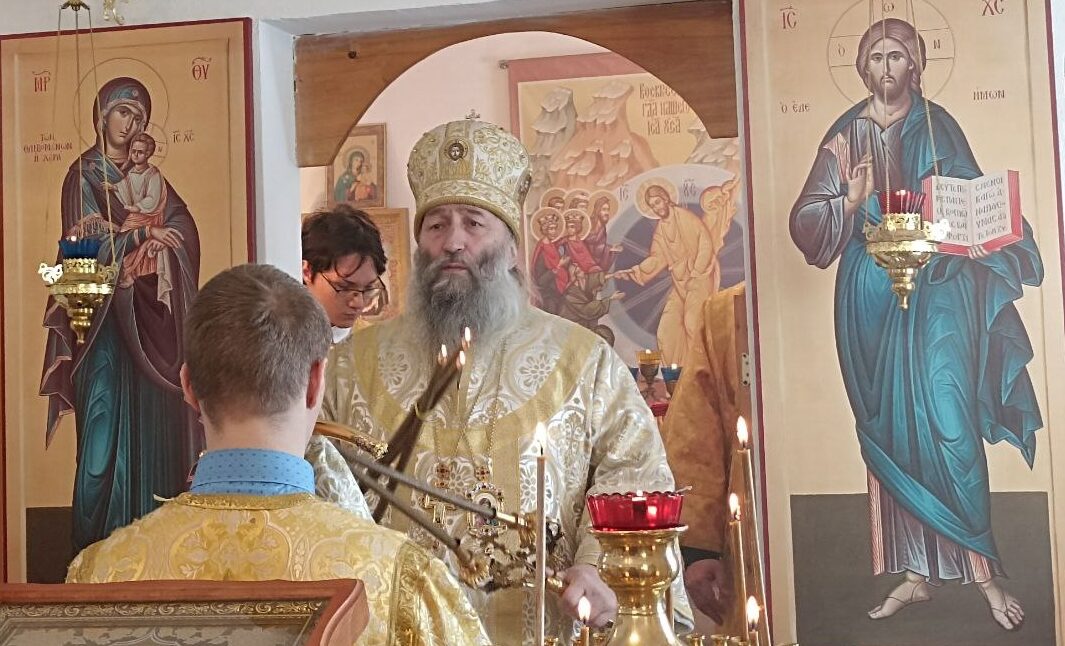 Правящий архиерей совершил Божественную литургию в храме села Чернышевка (+ Фото)