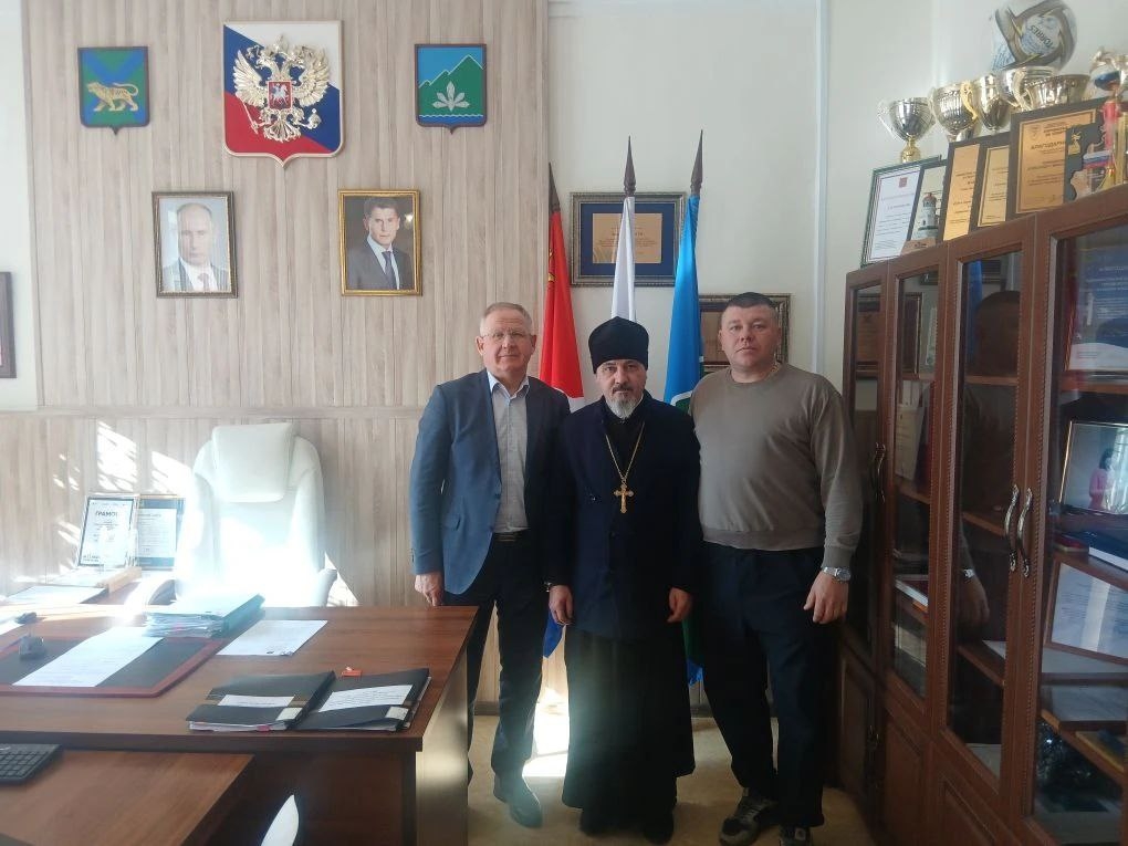 Время начала больших строек и подготовки к лету (+ Фото)