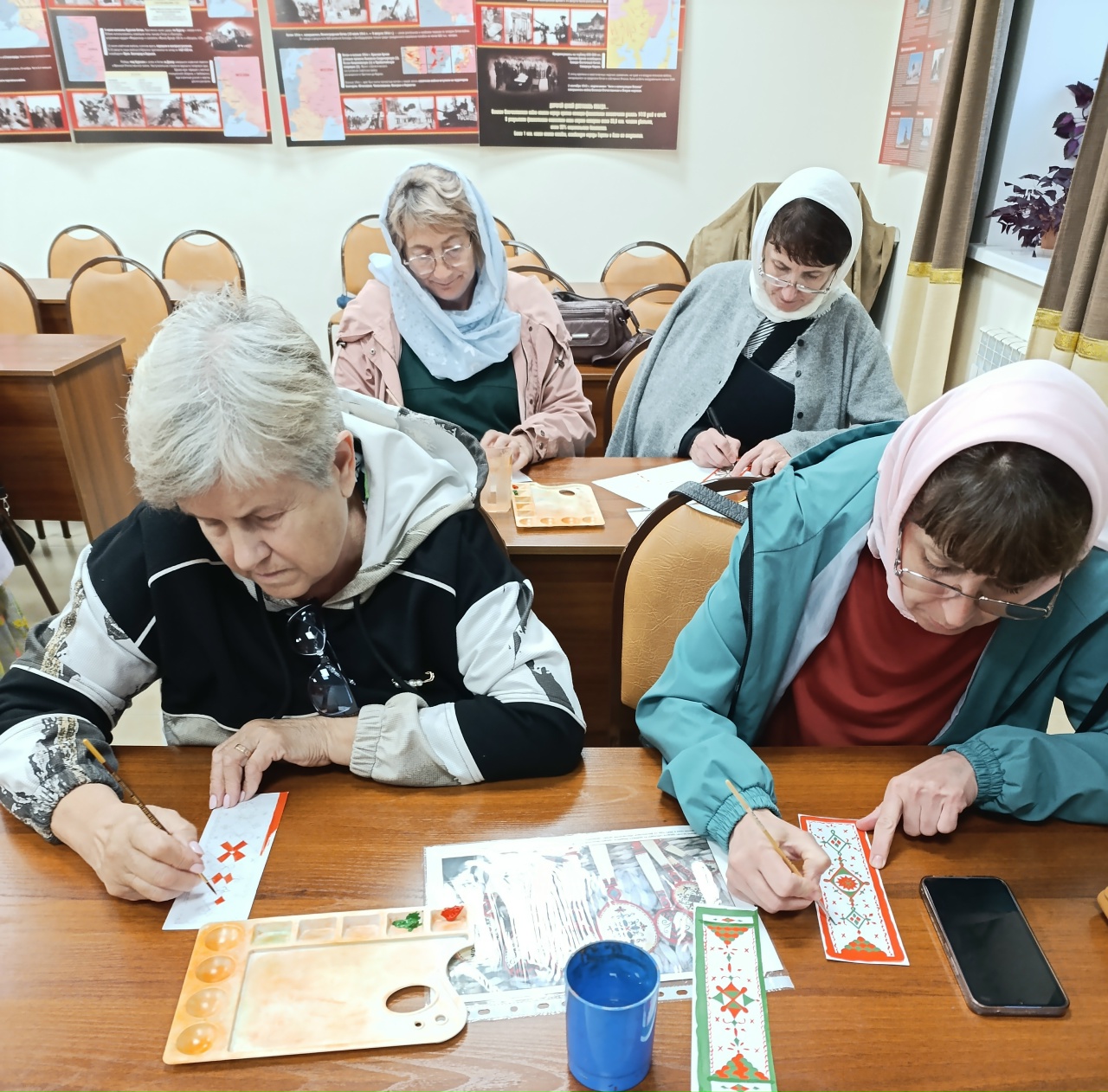 Кружок «Сказочный букет» для взрослых получил продолжение (+ Фото)
