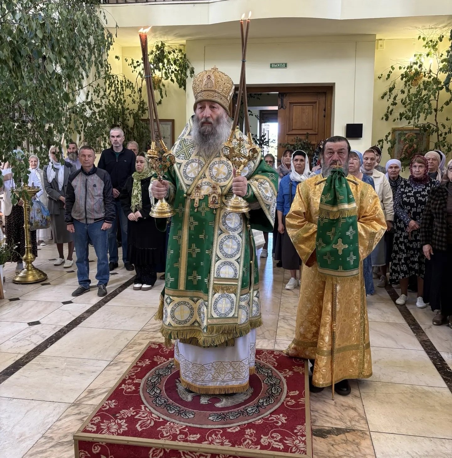Архиерейское богослужение в день Пятидесятницы (+ Фото)